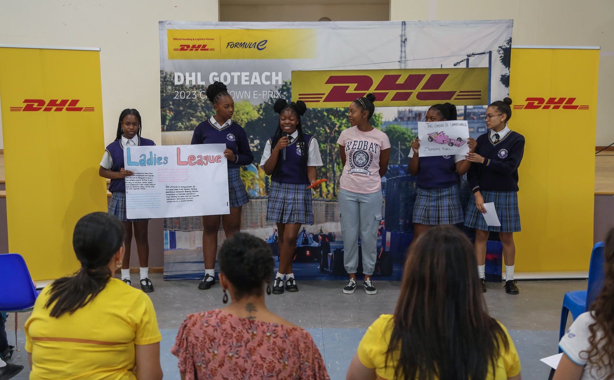 DHL_UY1_UY_6a1dc78ea575e2c027a06176_7
