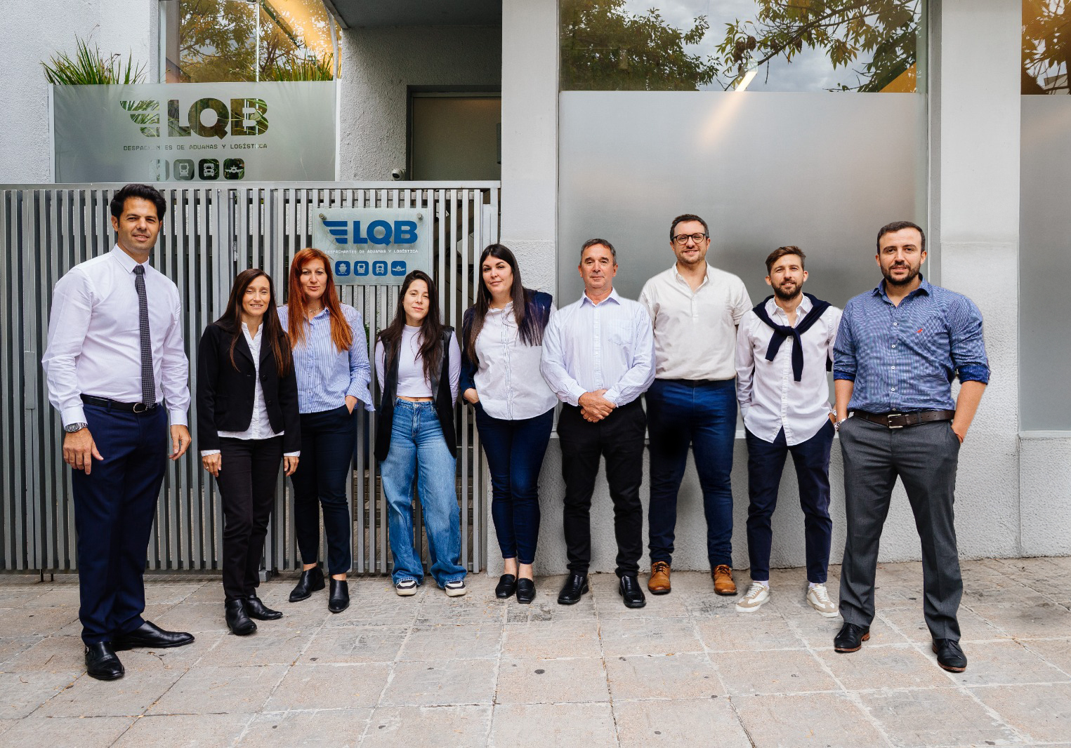 LQB_UY1__68b1aaf76477b48b52b2428a_4