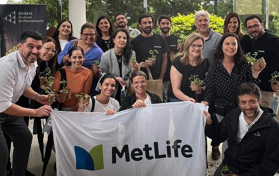 MetLife_UY1_UY_68644f79023fa8a026343c49_2
